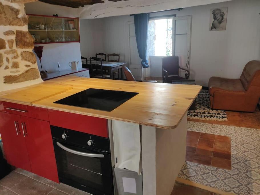 Villa Vilata A Padern Dans Les Corbieres Sauvages Extérieur photo