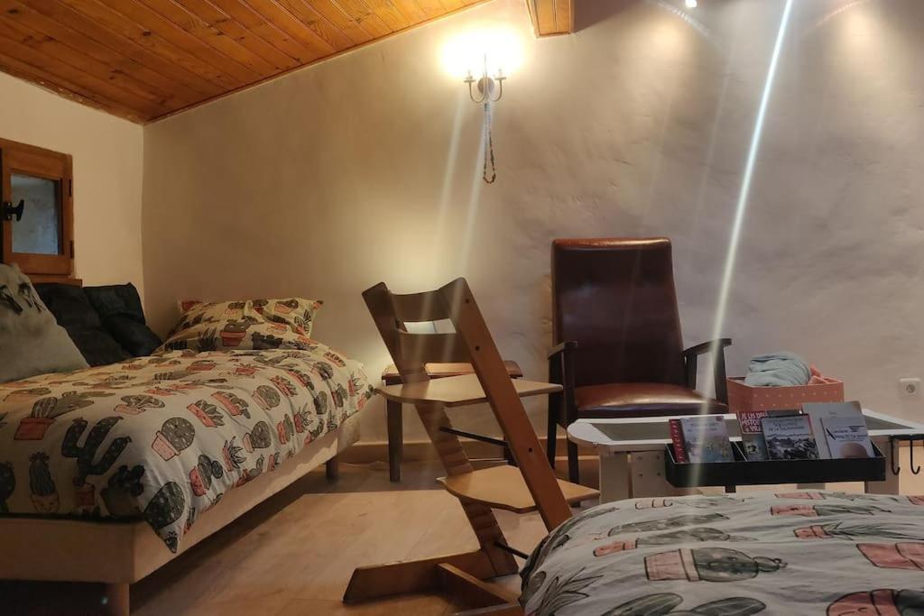Villa Vilata A Padern Dans Les Corbieres Sauvages Extérieur photo